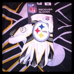 Football receiver gloves